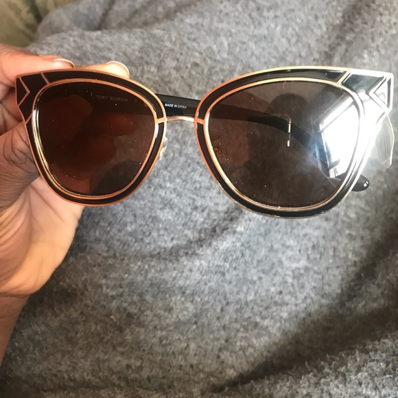 Tory Burch Glasses - Picture 2 of 4